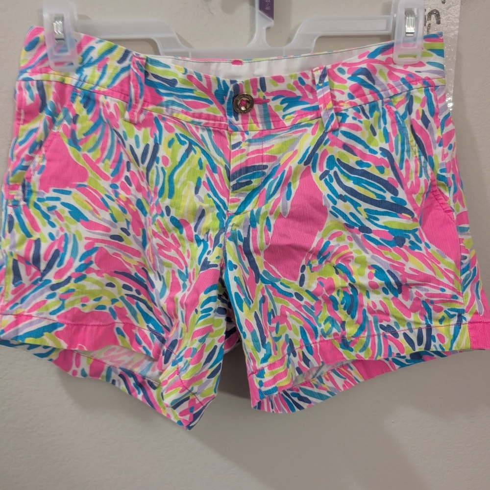 Lily Pultizer Patterned Women's Shorts Size 6 - Picture 2 of 8